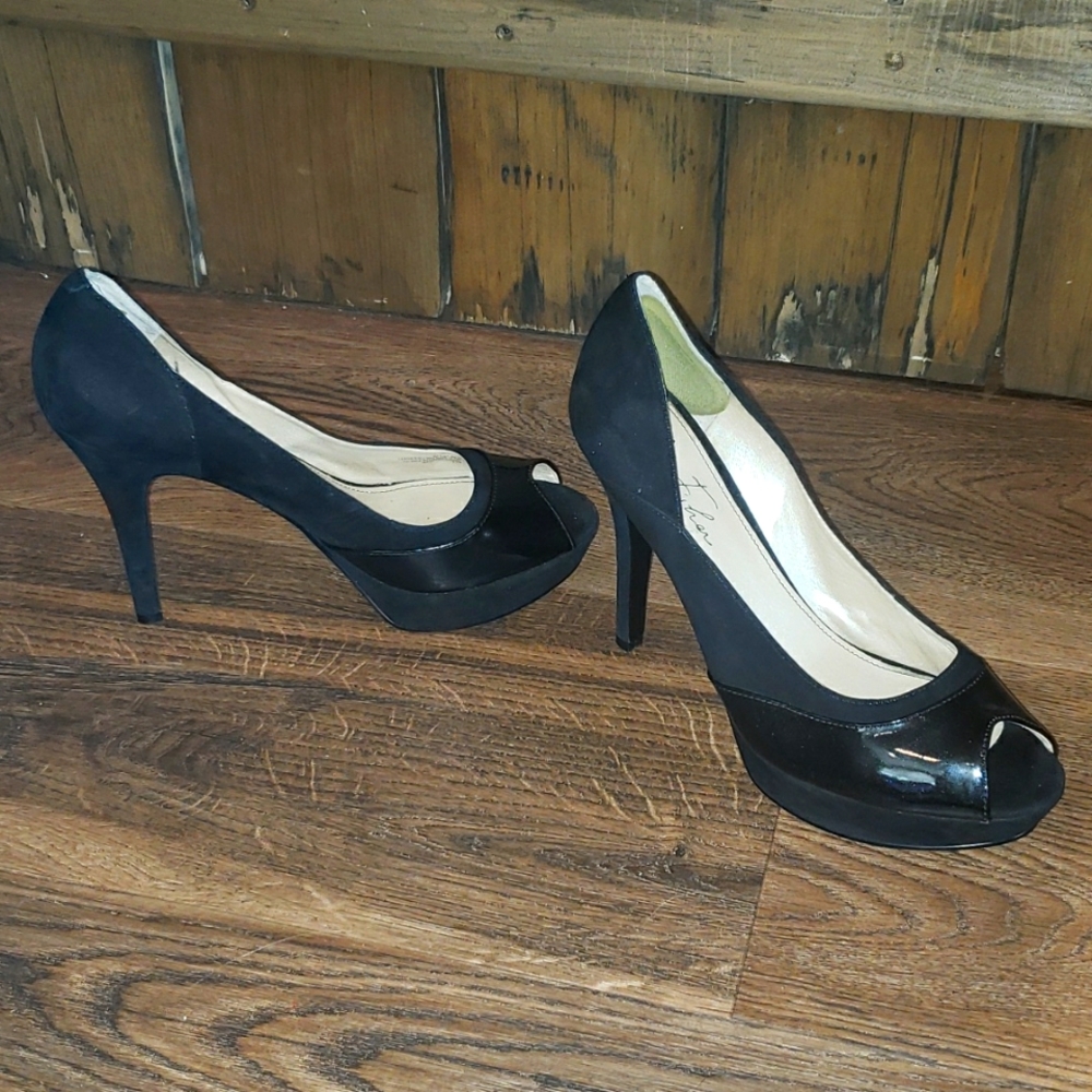 Marc Fisher Platform heels